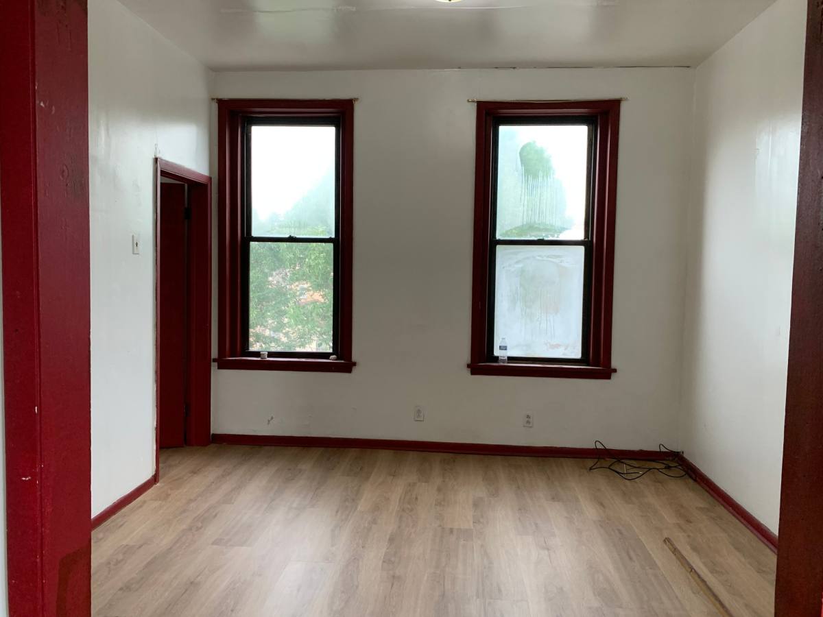 Apartment for rent at 259 W Alexander St #3, Chicago, IL 60616