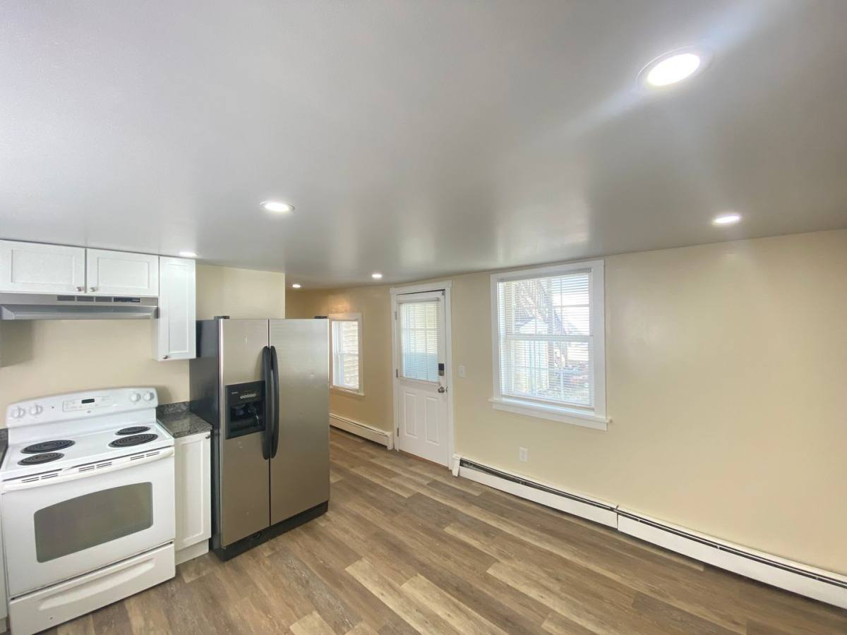 Apartment for rent at 77 Franklin St, Somersworth, NH 03878