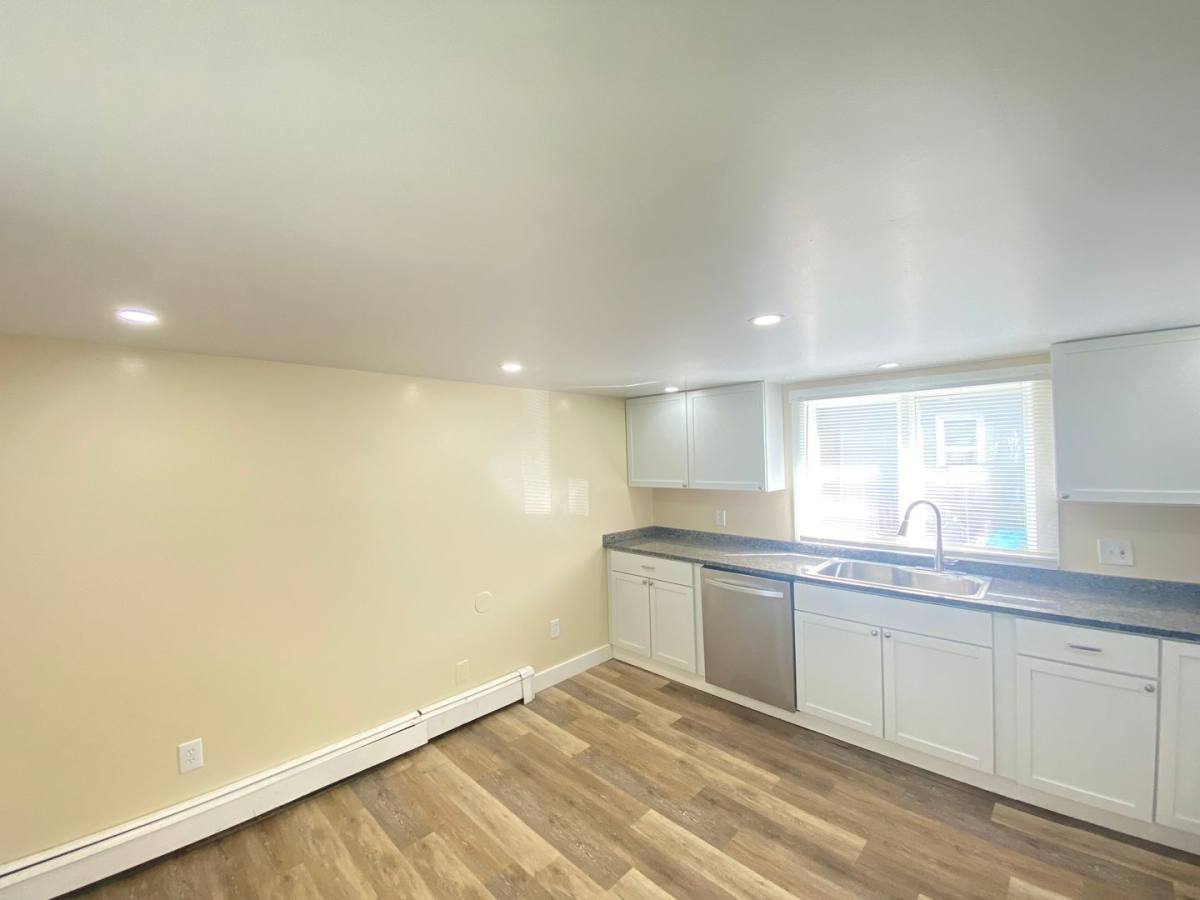 Apartment for rent at 77 Franklin St, Somersworth, NH 03878