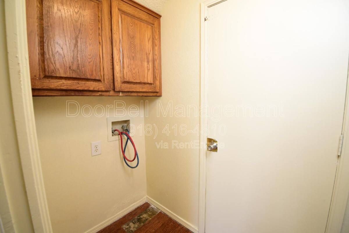Apartment for rent at 1514 E 73rd Place, Tulsa, OK 74136