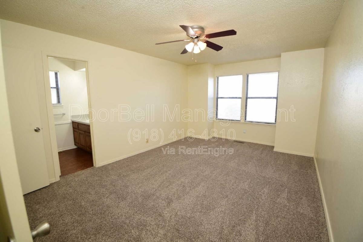 Apartment for rent at 1514 E 73rd Place, Tulsa, OK 74136