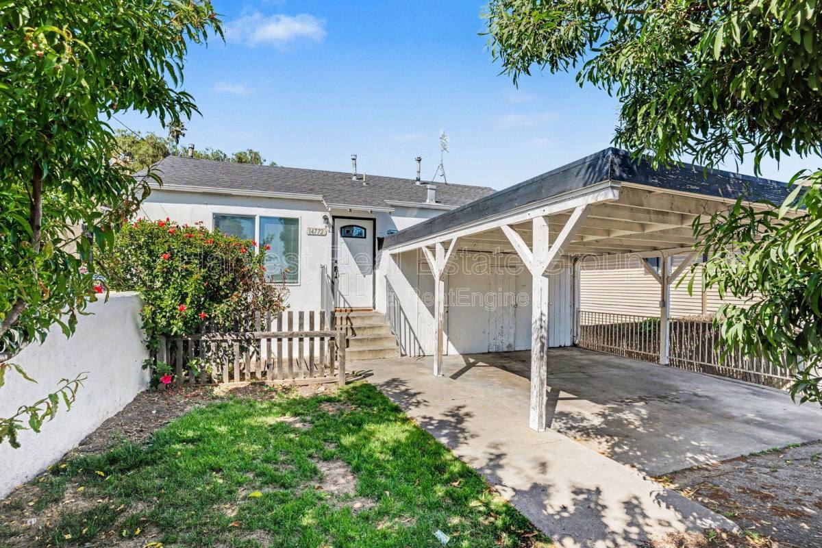 Apartment for rent at 14772 Midland Rd #C, San Leandro, CA 94578