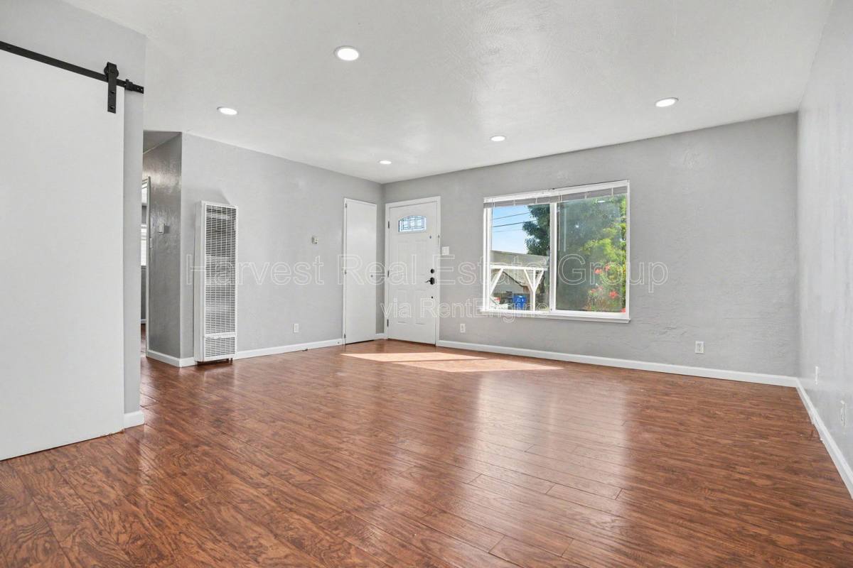 Apartment for rent at 14772 Midland Rd #C, San Leandro, CA 94578
