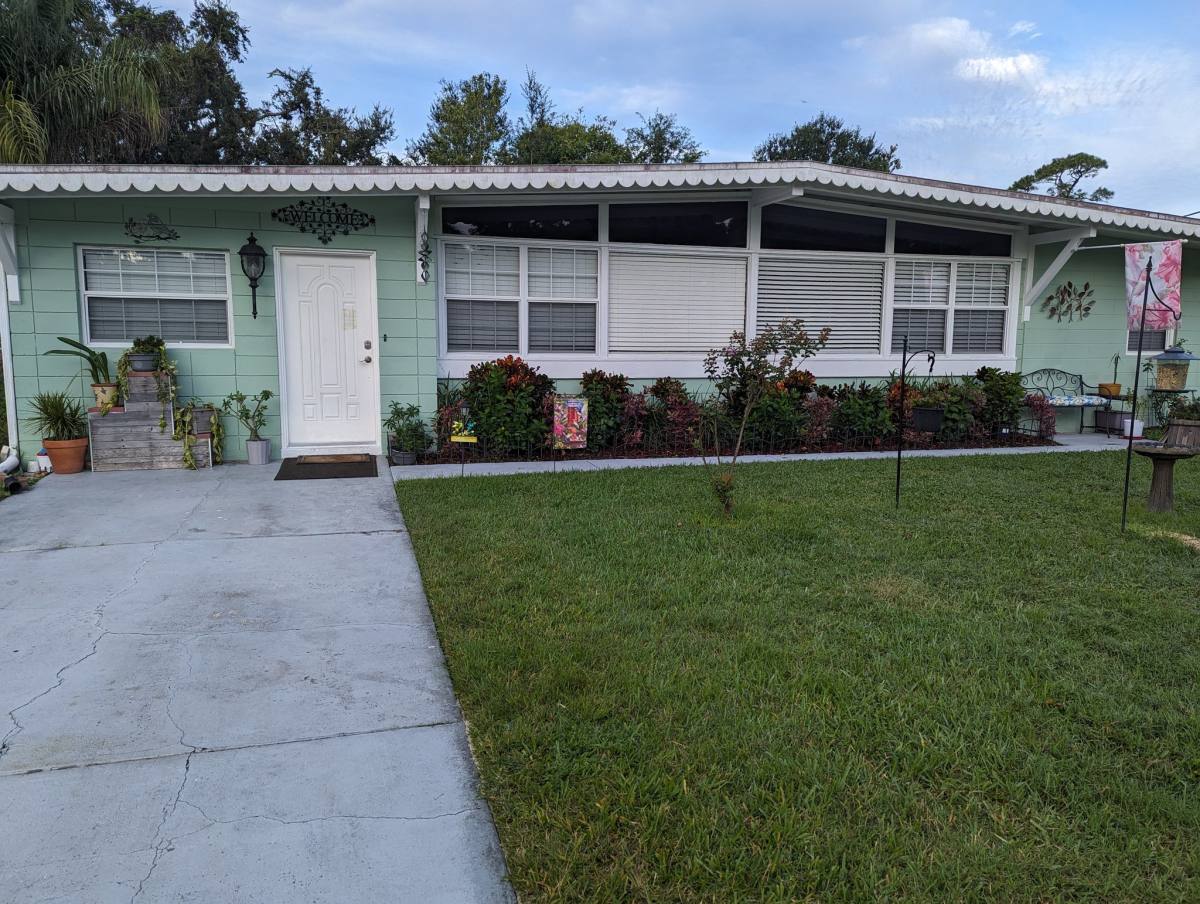 House for rent at 464 Judy St, New Smyrna Beach, FL 32168