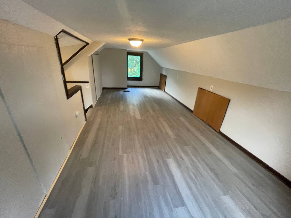 House for rent at 9520 Marah Ave, Cleveland, OH 44104