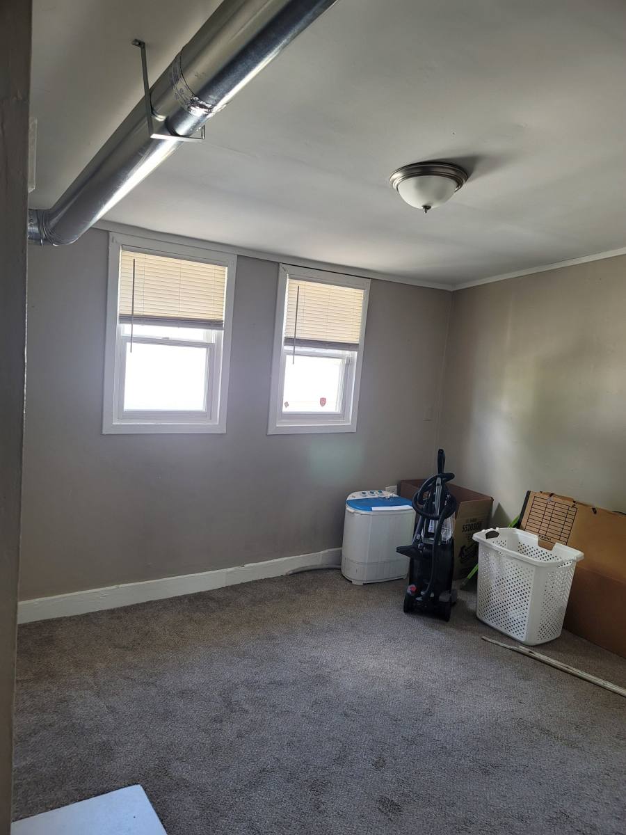 Apartment for rent at 232 Elm St #4, Holyoke, MA 01040
