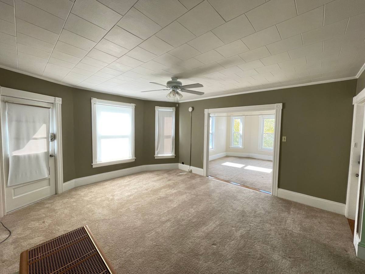 Apartment for rent at 601 Hevey St #5, Manchester, NH 03102