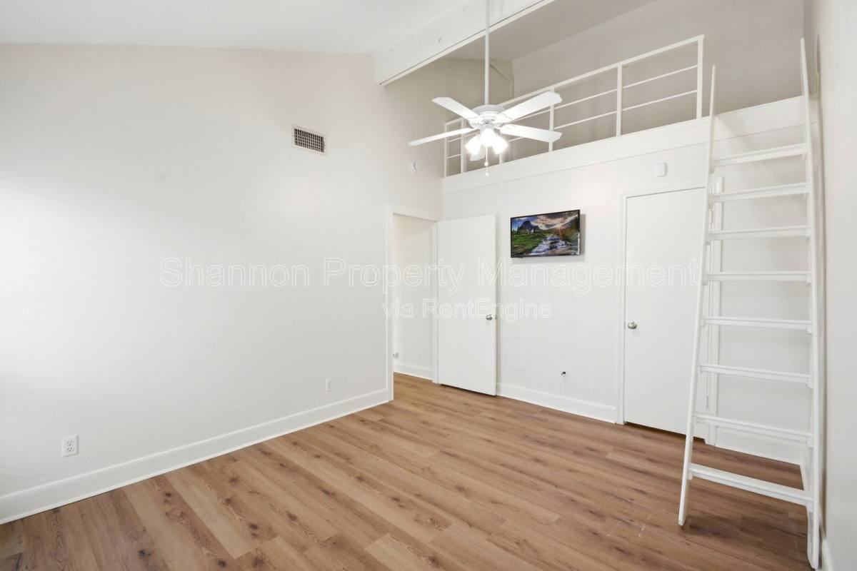 House for rent at 2501 Driscoll St, Houston, TX 77019
