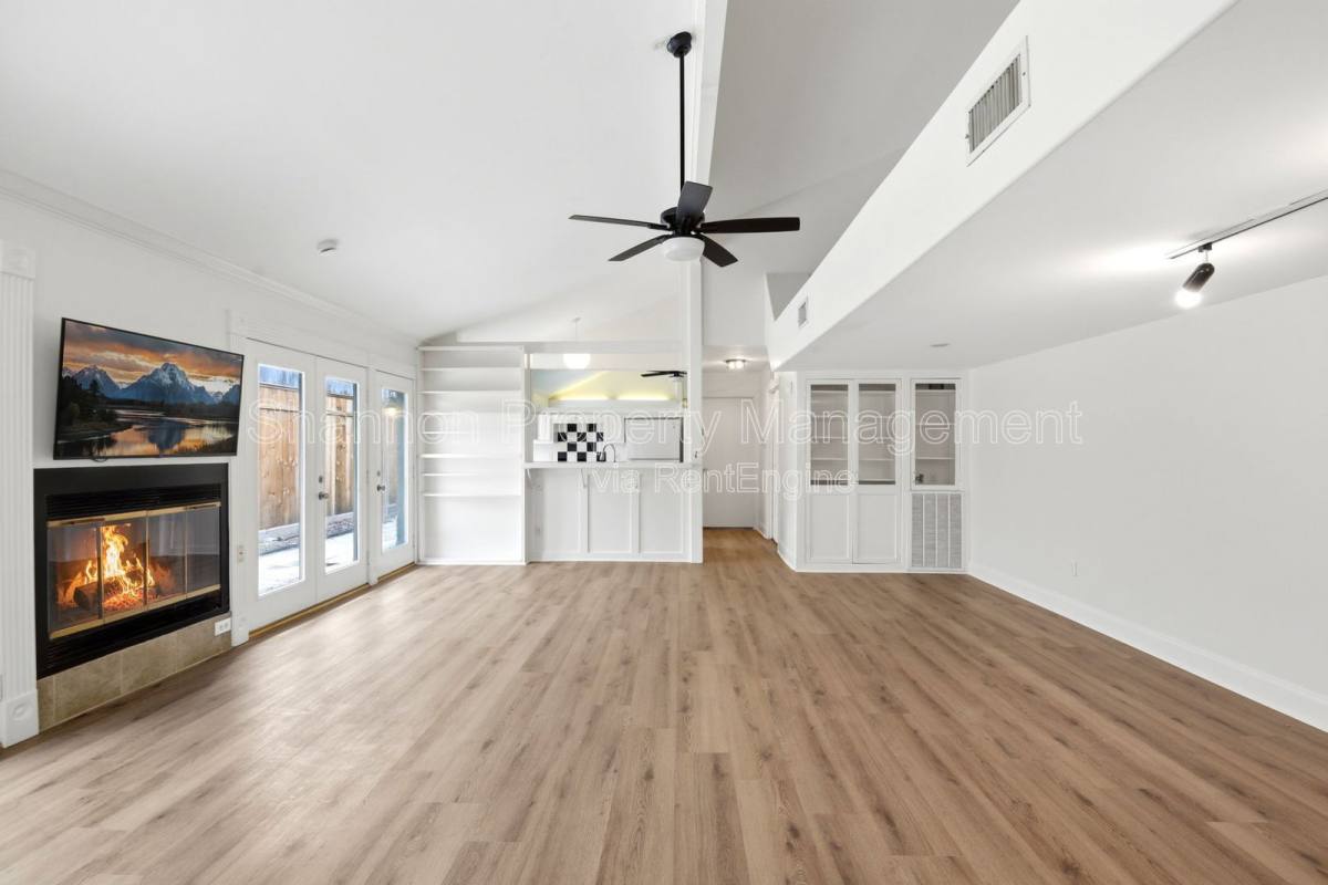 House for rent at 2501 Driscoll St, Houston, TX 77019