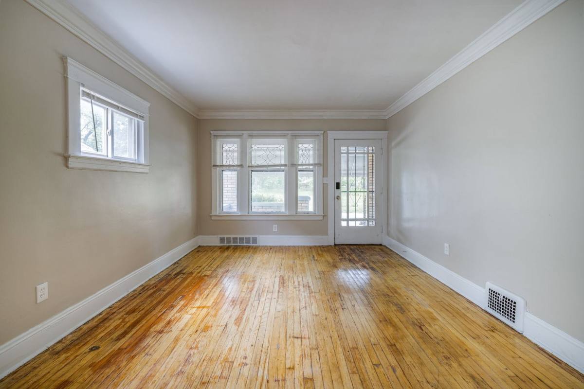 Apartment for rent at 12401 Parkhill Ave, Cleveland, OH 44120