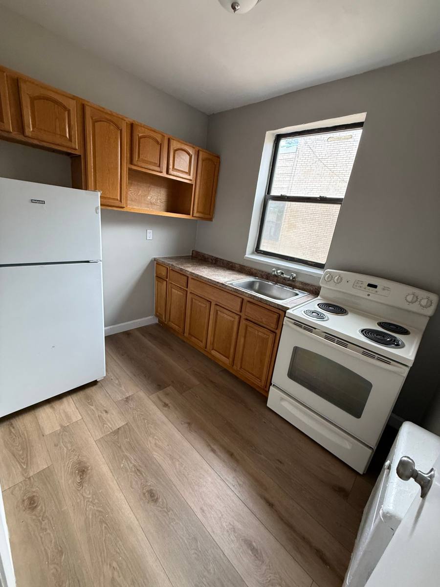 Apartment for rent at 276 Collins St #407, Hartford, CT 06105