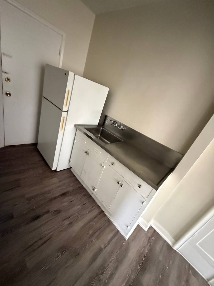 Apartment for rent at 276 Collins St #305, Hartford, CT 06105