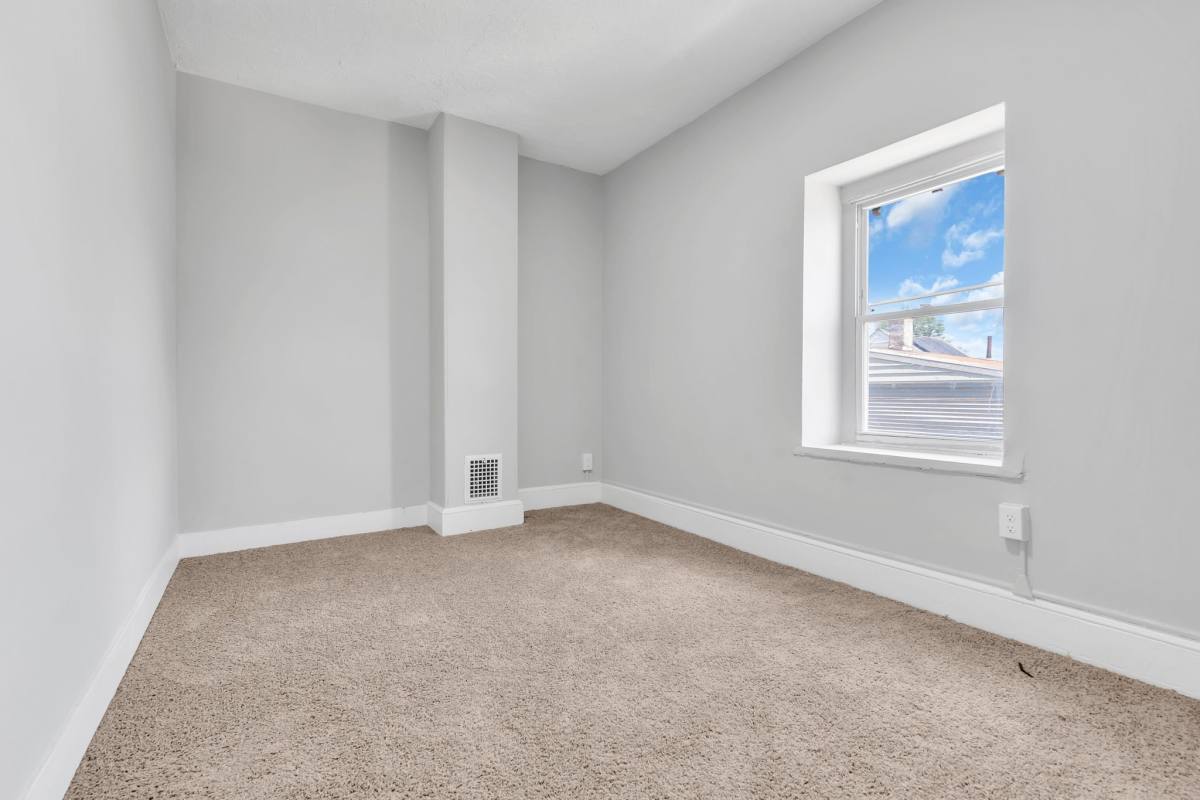 House for rent at 235 N Willow St, Gloucester City, NJ 08030