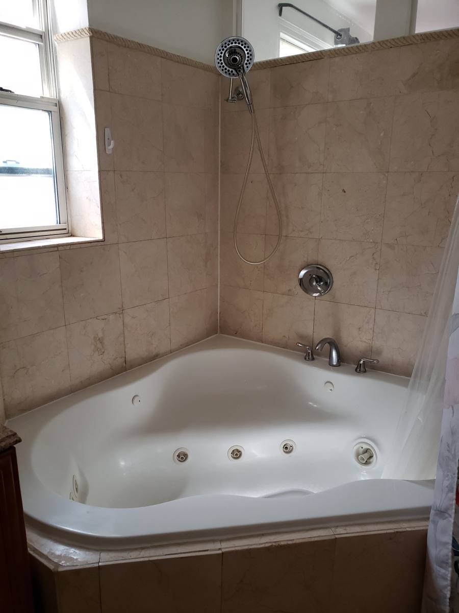 Apartment for rent at 280 Ocean Parkway #4V, Brooklyn, NY 11218