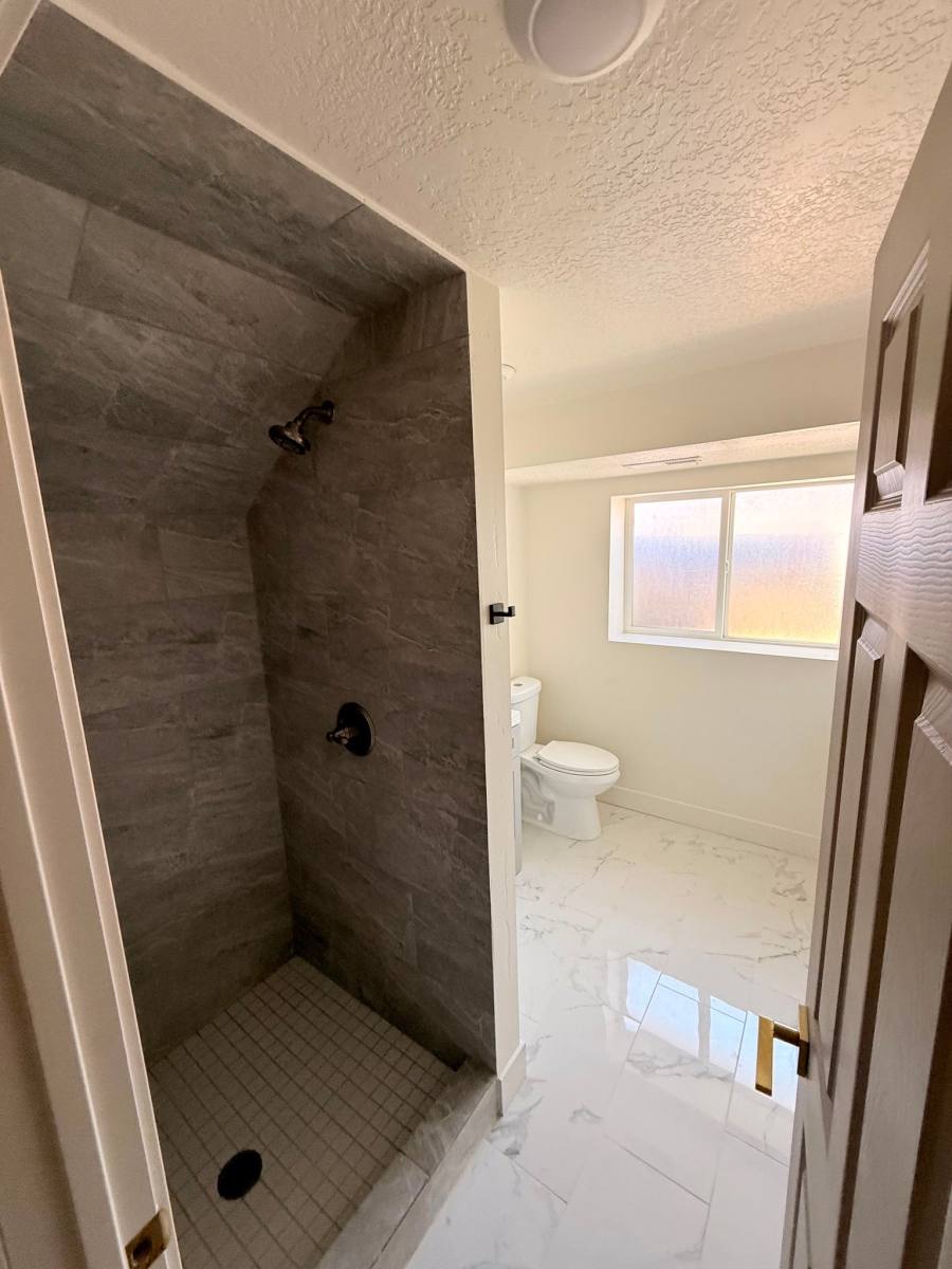 House for rent at 3193 W Rachelle Dr, West Jordan, UT 84084