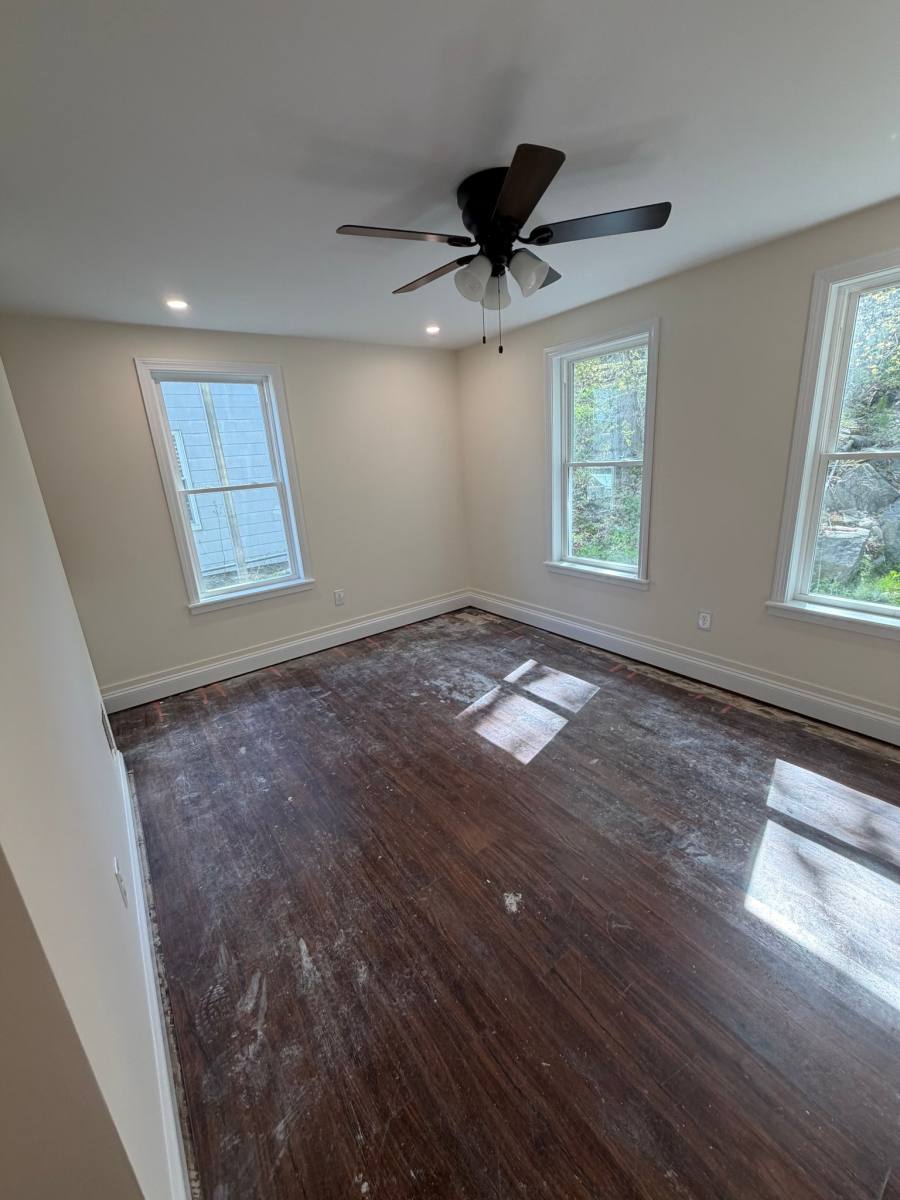 Townhouse for rent at 7 Oak St #1, Clinton, MA 01510