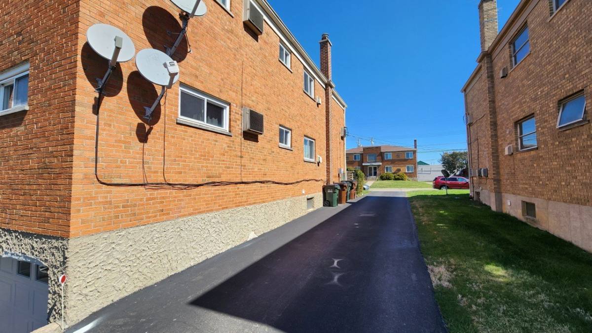 Apartment for rent at 8543 Cottonwood Dr #4, Cincinnati, OH 45231