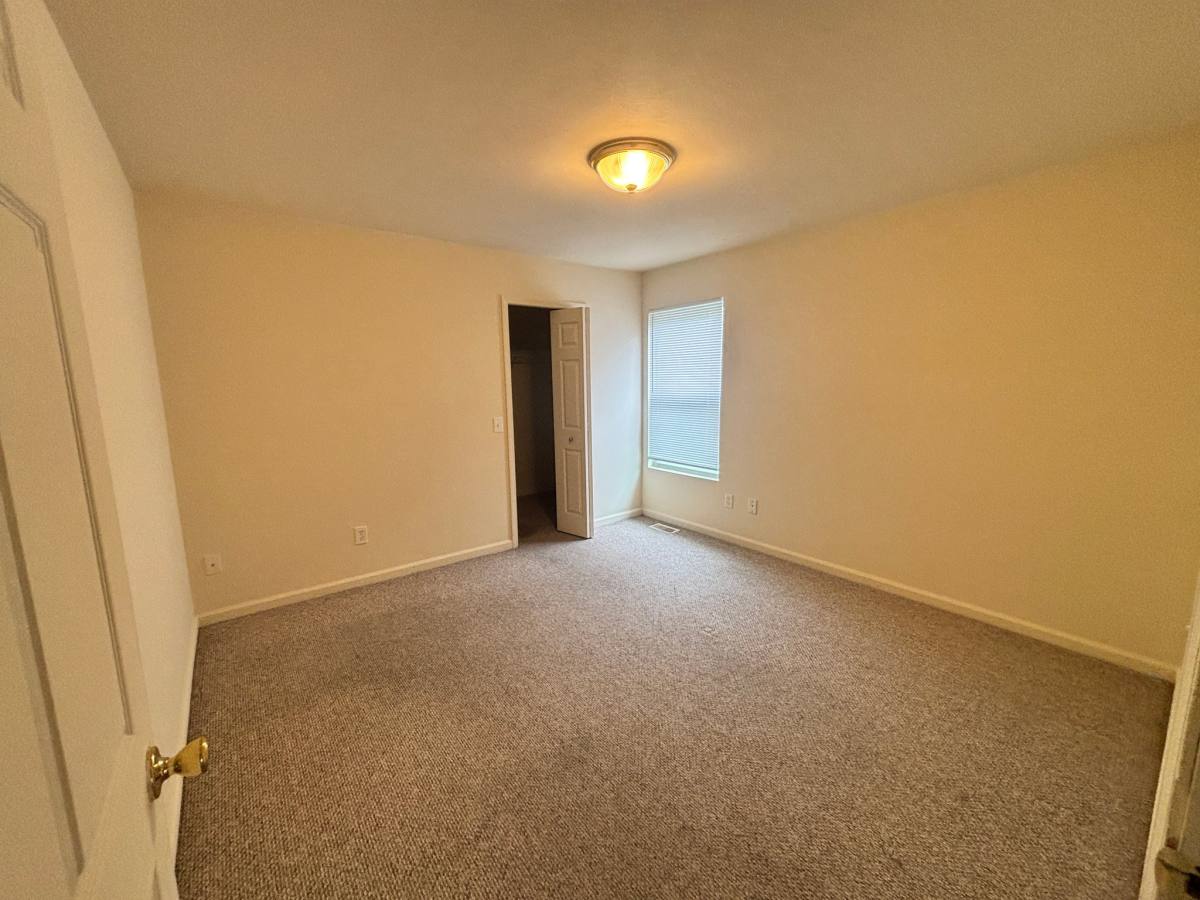 House for rent at 1329 Fraternity Village, Kalamazoo, MI 49006