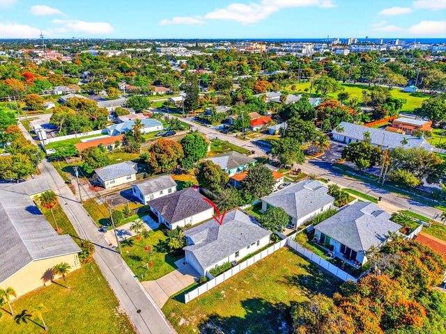 House for rent at 341 Oak Alley, Delray Beach, FL 33444
