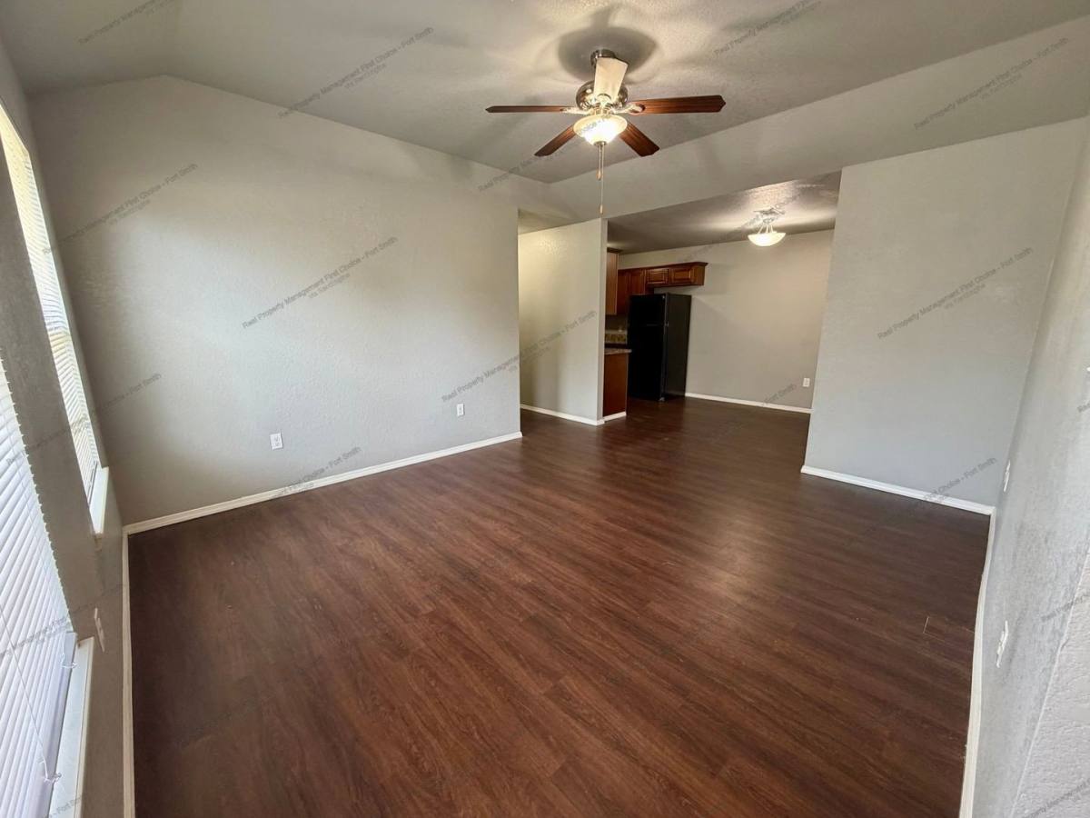 Apartment for rent at 2002 Ingalls Lane #A, Alma, AR 72921