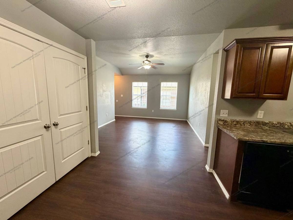 Apartment for rent at 2002 Ingalls Lane #A, Alma, AR 72921