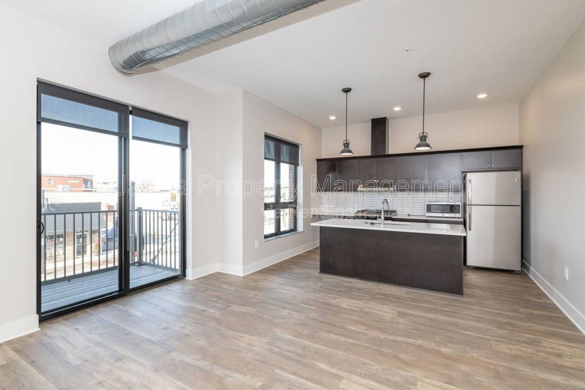 Condo for rent at 335 Center St #207, South Haven, MI 49090