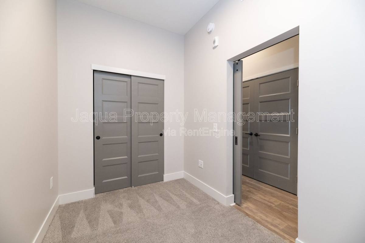 Condo for rent at 335 Center St #207, South Haven, MI 49090
