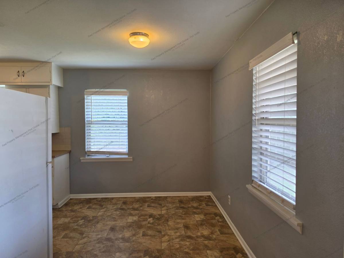 House for rent at 825 Harrell St, Van Buren, AR 72956