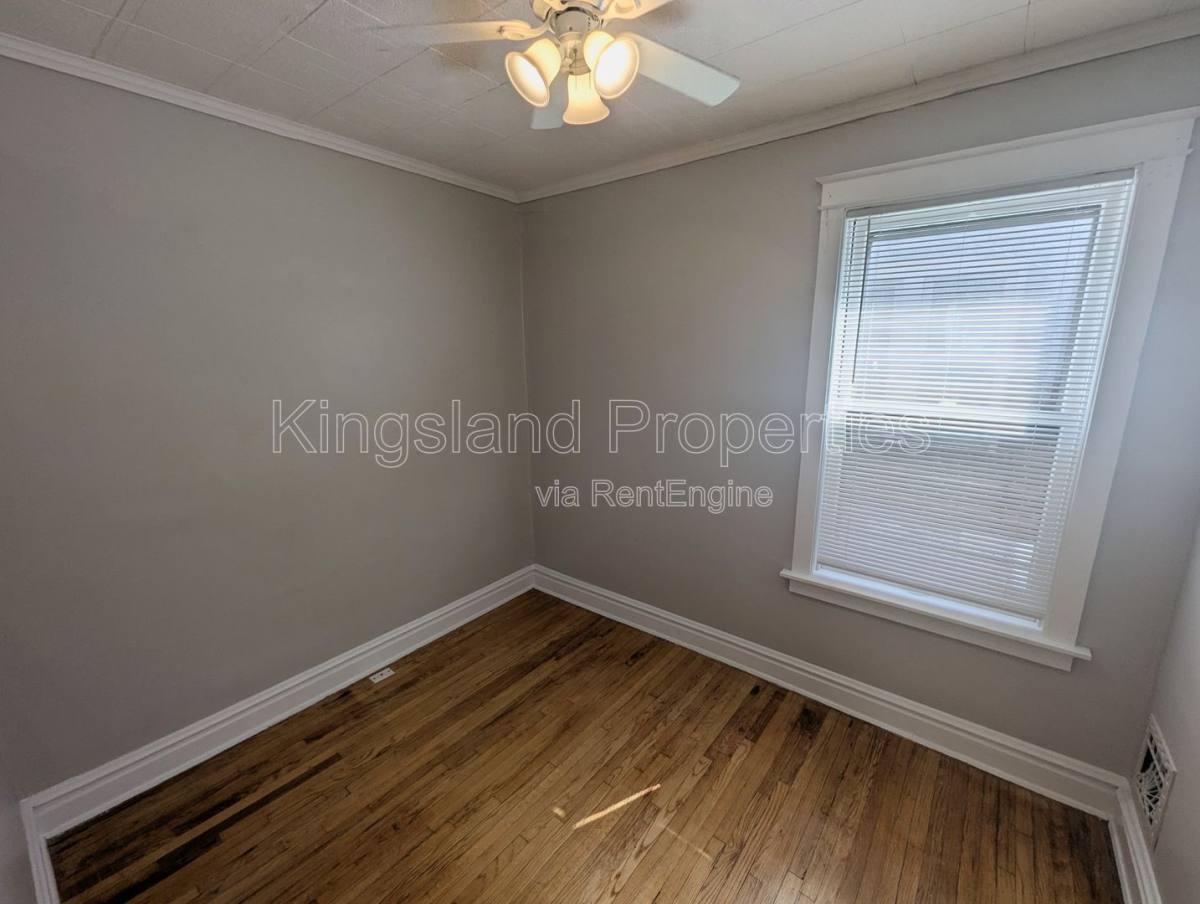 Apartment for rent at 5707 Dewey Ave #1F, Saint Louis, MO 63116