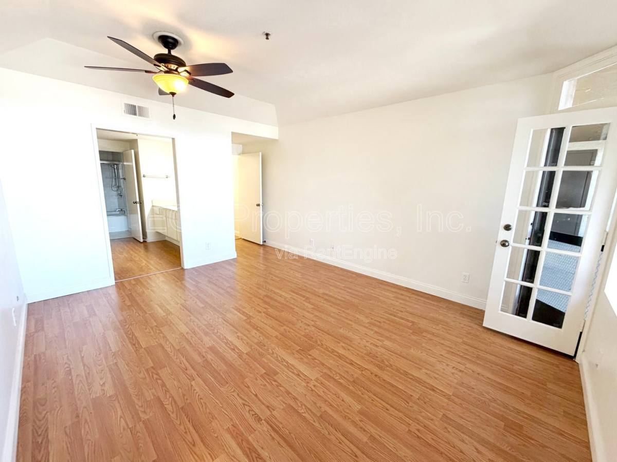 Condo for rent at 2559 Plaza Del Amo #205, Torrance, CA 90503