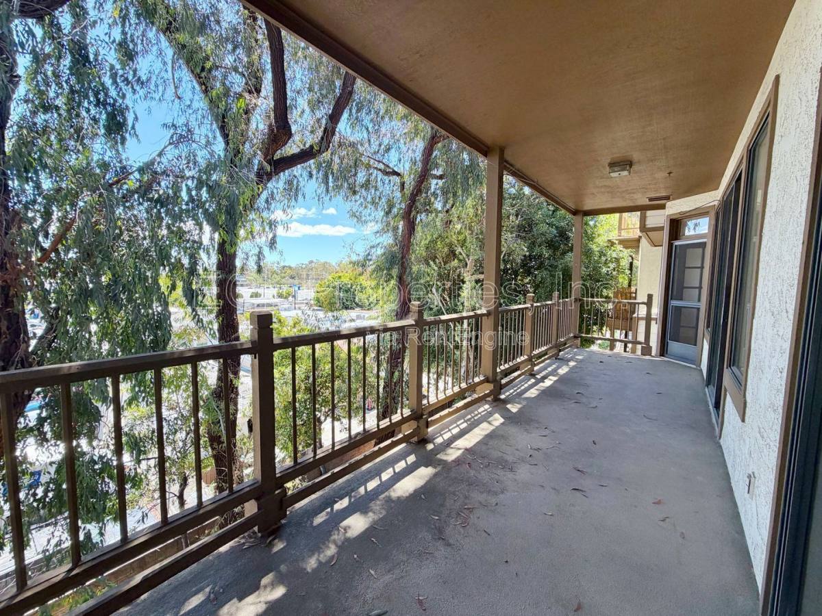 Condo for rent at 2559 Plaza Del Amo #205, Torrance, CA 90503