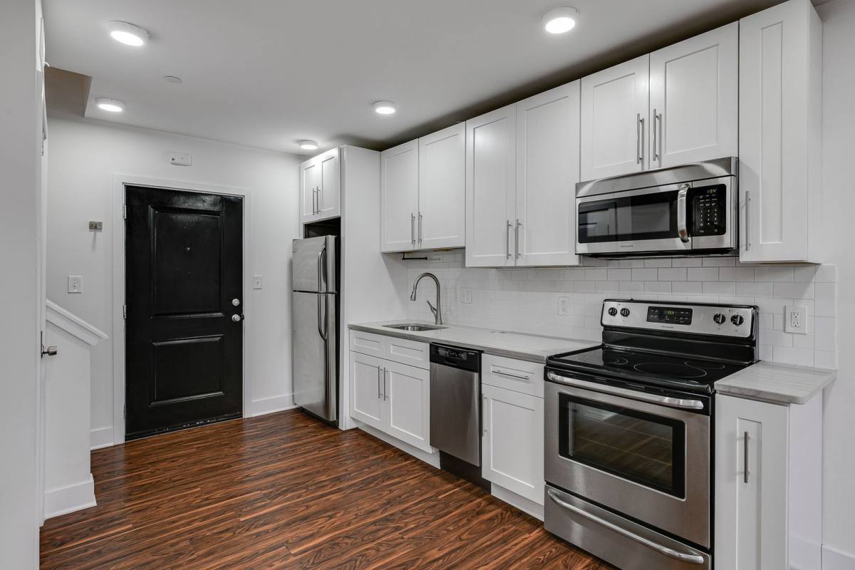 Apartment for rent at 2001 Spring Garden St #306, Philadelphia, PA 19130