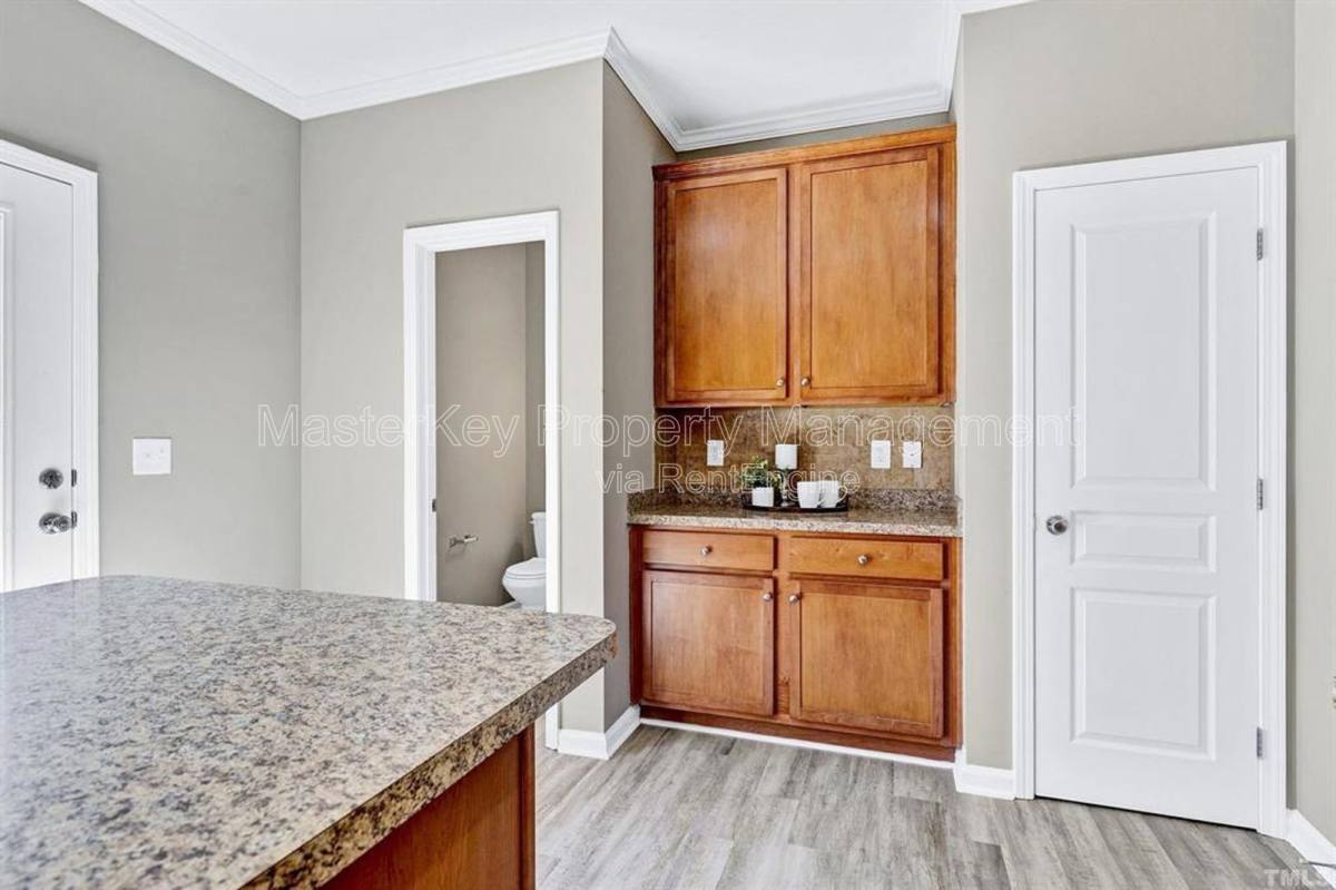 Townhouse for rent at 316 Kinellan Lane, Cary, NC 27519