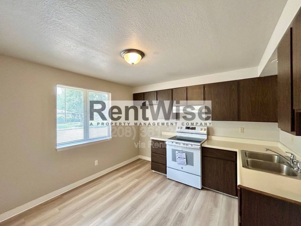 Apartment for rent at 776 W Pennsylvania St, Boise, ID 83706