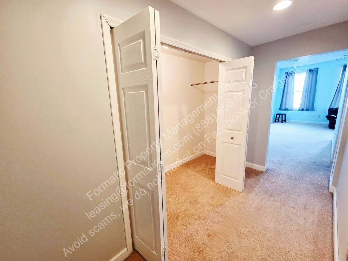 Apartment for rent at 38 W Market St #3, Wilkes Barre, PA 18701