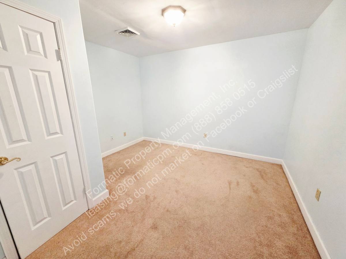 Apartment for rent at 38 W Market St #3, Wilkes Barre, PA 18701