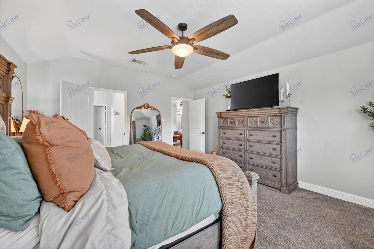 House for rent at 1060 Shady Lane Dr, Rockwall, TX 75087