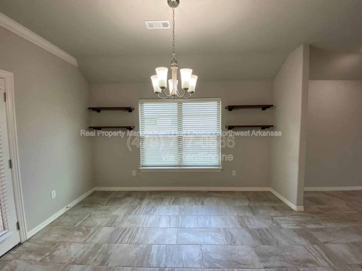 House for rent at 109 S Geranium Lane, Fayetteville, AR 72704
