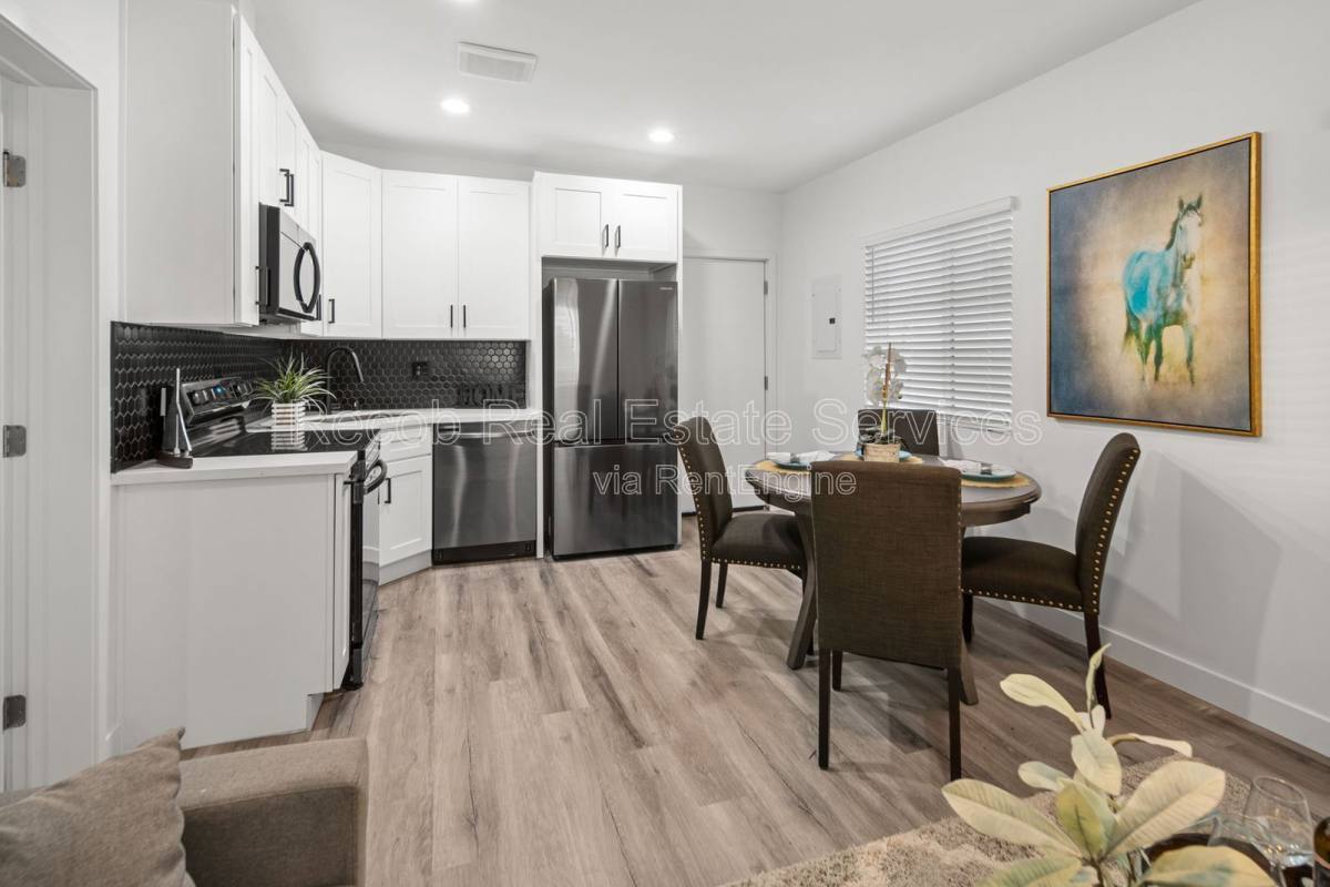 Apartment for rent at 4988 Genesee Ave #4984, San Diego, CA 92117