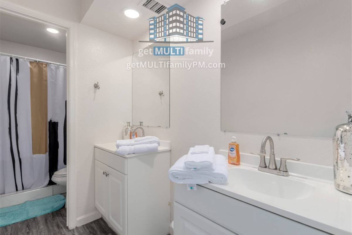 Apartment for rent at 515 W Pebble Beach Dr #513, Tempe, AZ 85282