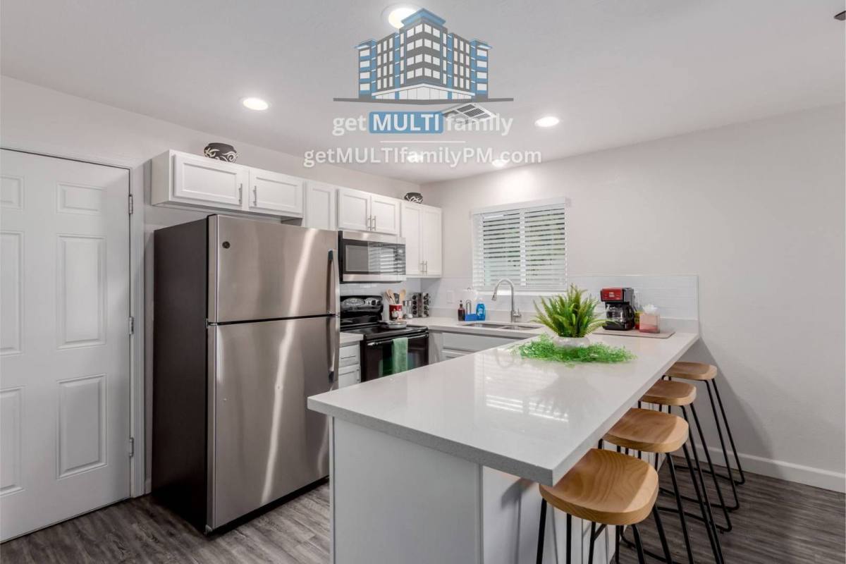 Apartment for rent at 515 W Pebble Beach Dr #513, Tempe, AZ 85282