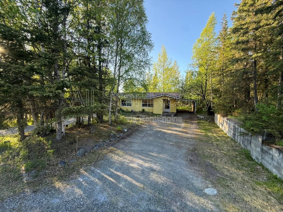 Apartment for rent at 5701 E 98th Ave #2, Anchorage, AK 99507