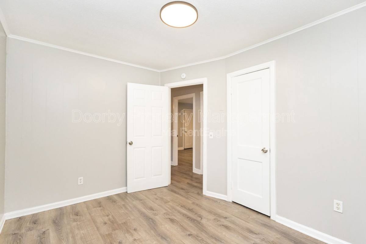 House for rent at 1635 Dogwood Dr, Chattanooga, TN 37406