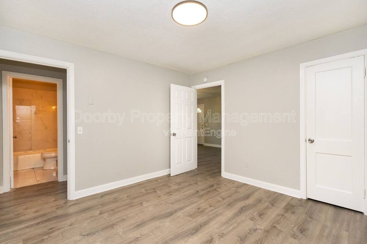 House for rent at 1635 Dogwood Dr, Chattanooga, TN 37406