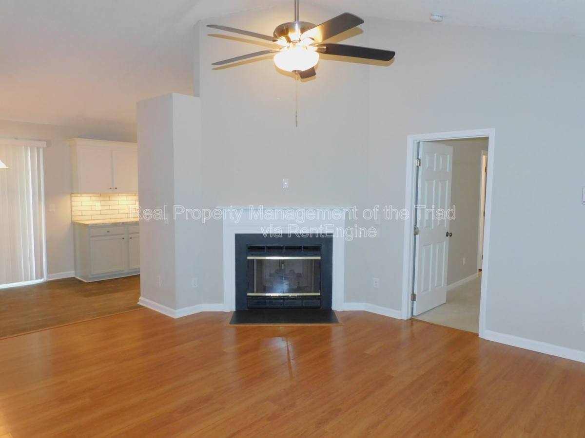 House for rent at 2988 Butterwood Dr, Jamestown, NC 27282