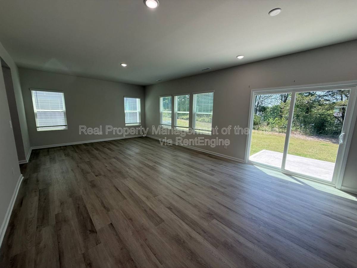 House for rent at 2215 Cherry Creek Rd, Haw River, NC 27258