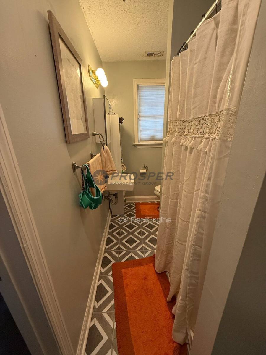 Apartment for rent at 221 Congress St #5, Charleston, SC 29403