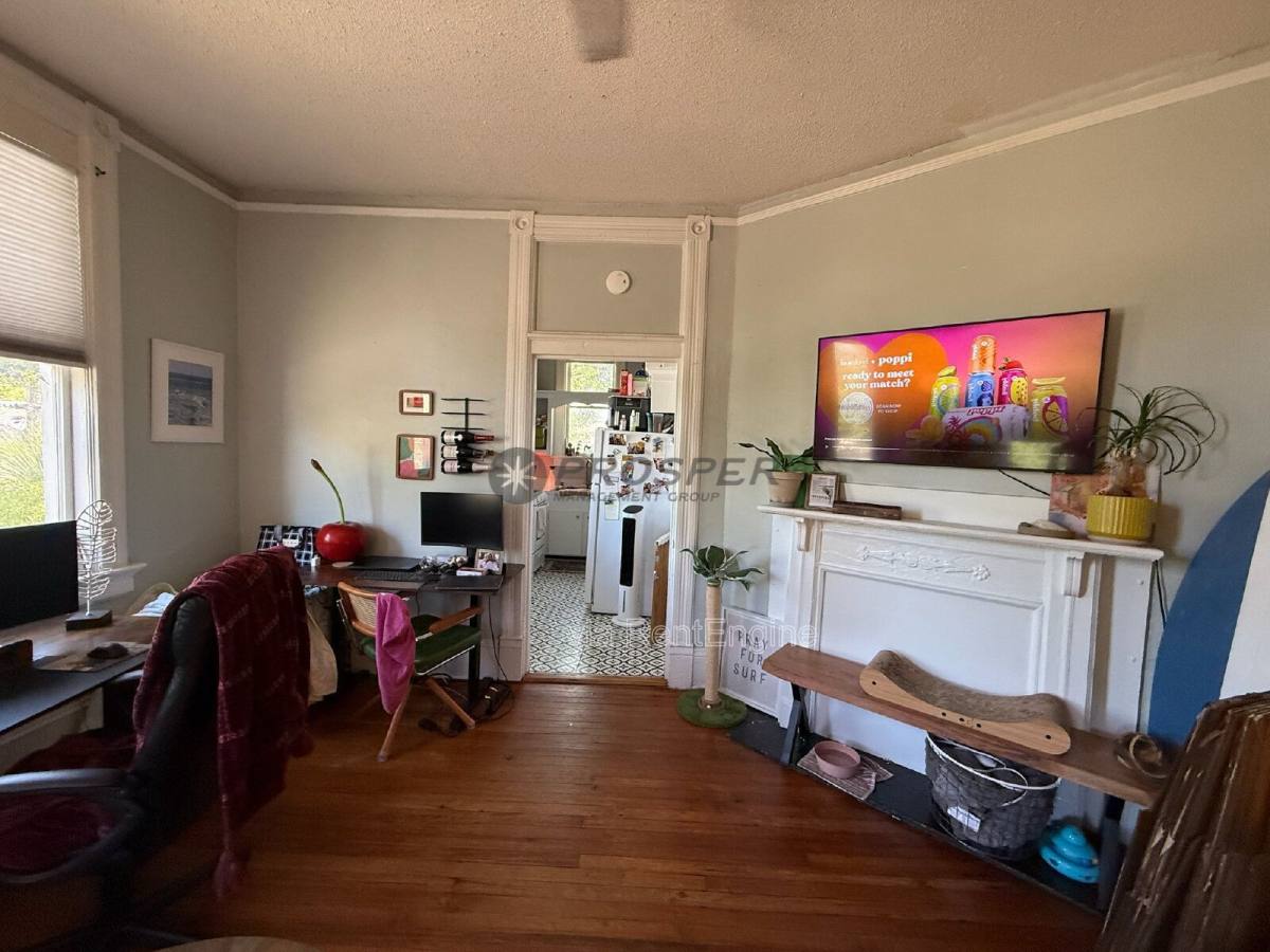 Apartment for rent at 221 Congress St #5, Charleston, SC 29403