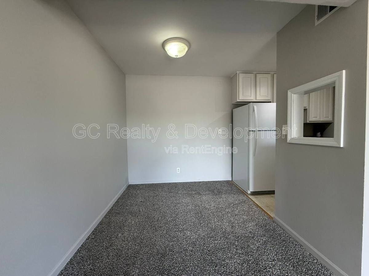 Condo for rent at 1875 Tall Oaks Dr #3404, Aurora, IL 60505