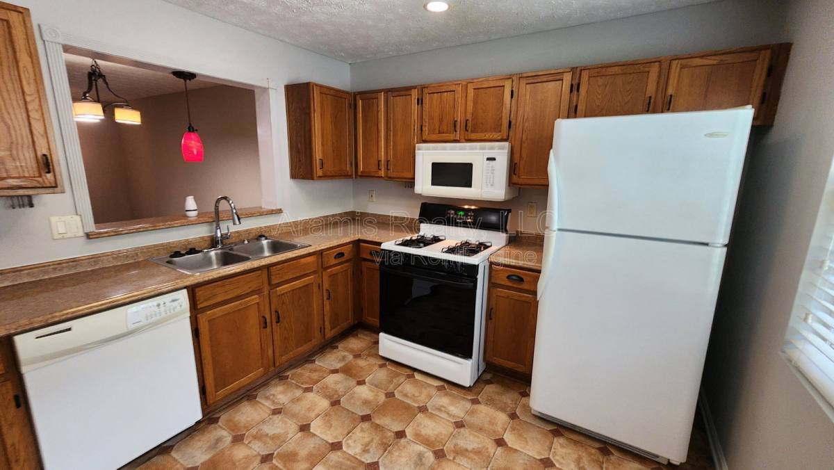 Apartment for rent at 3590 Main Station Dr SW #1, Marietta, GA 30008